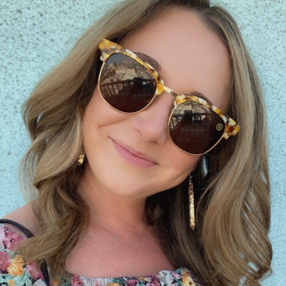 Meet your Posher, Katelynn - Picture 8 of 9